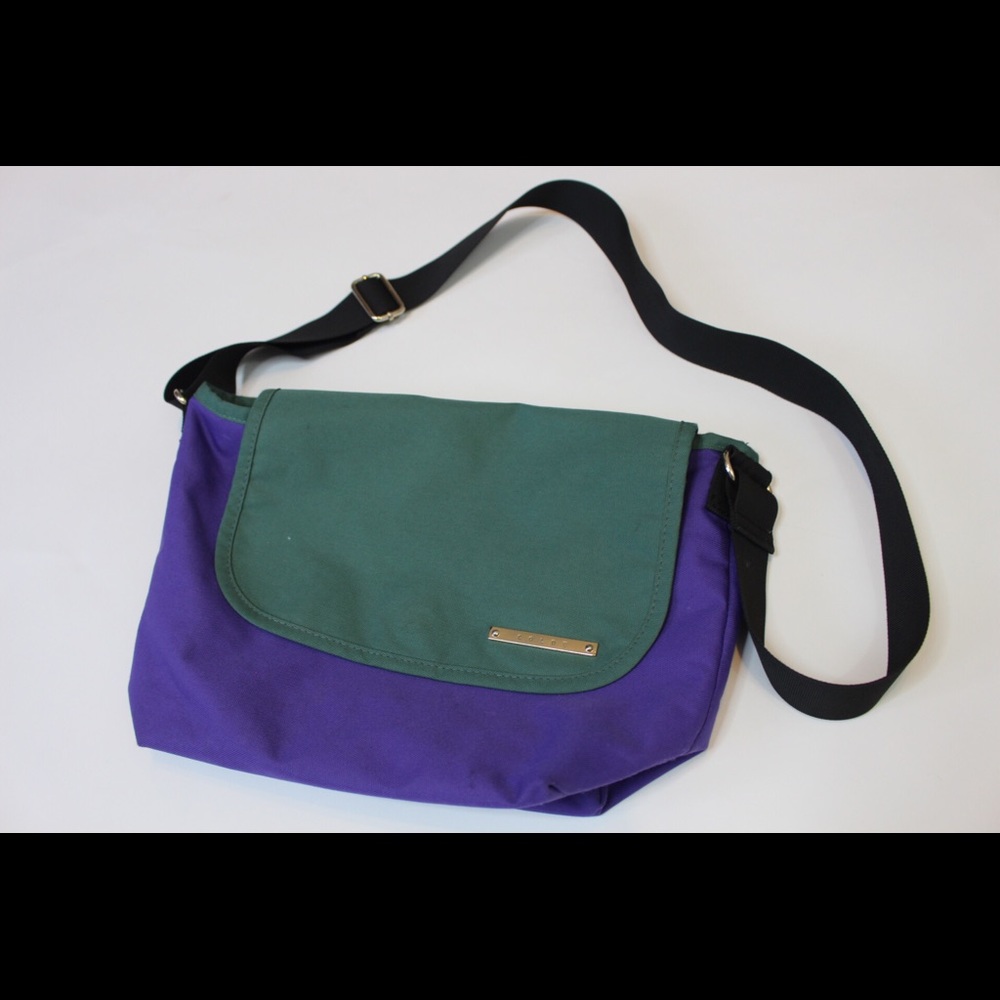 Retro satchel